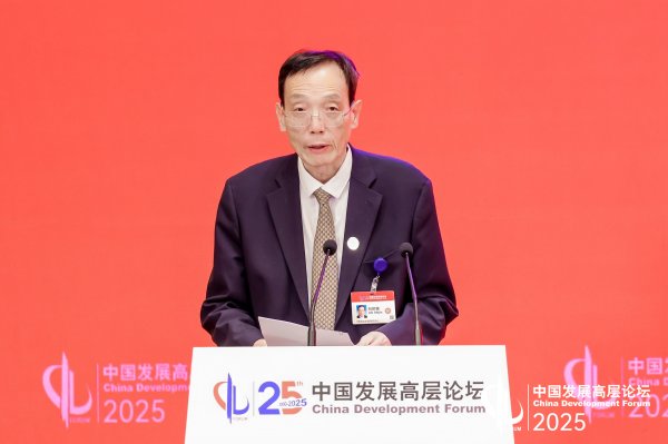 弘益配资 刘世锦：如果农村居民养老金支出增加1万亿元，可为年度经济增长提供近1个百分点增长动能