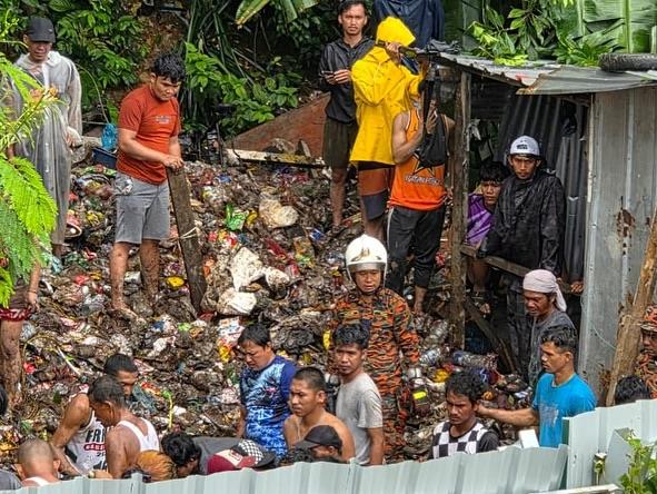 九连阳 马来西亚沙巴州发生山体滑坡 1人死亡 至少6人被埋